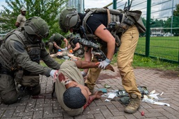 Stronger Together: 86 MDG and German SWAT partner for medical training