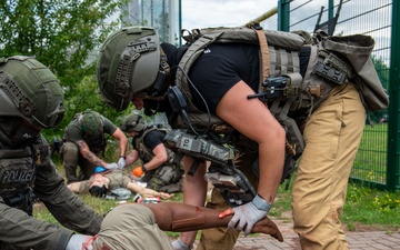 Stronger Together: 86 MDG and German SWAT partner for medical training