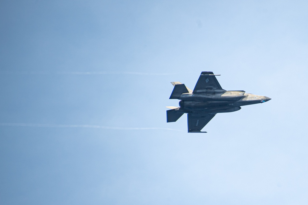 USS America (LHA 6) Conducts Flight Operations