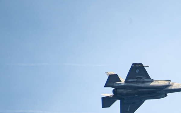 USS America (LHA 6) Conducts Flight Operations