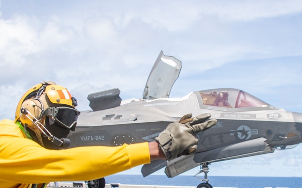 USS America (LHA 6) Conducts Flight Operations