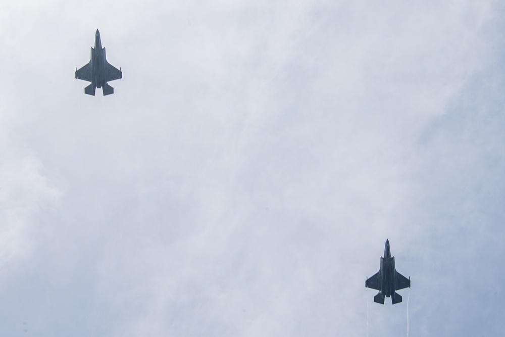 USS America (LHA 6) Conducts Flight Operations