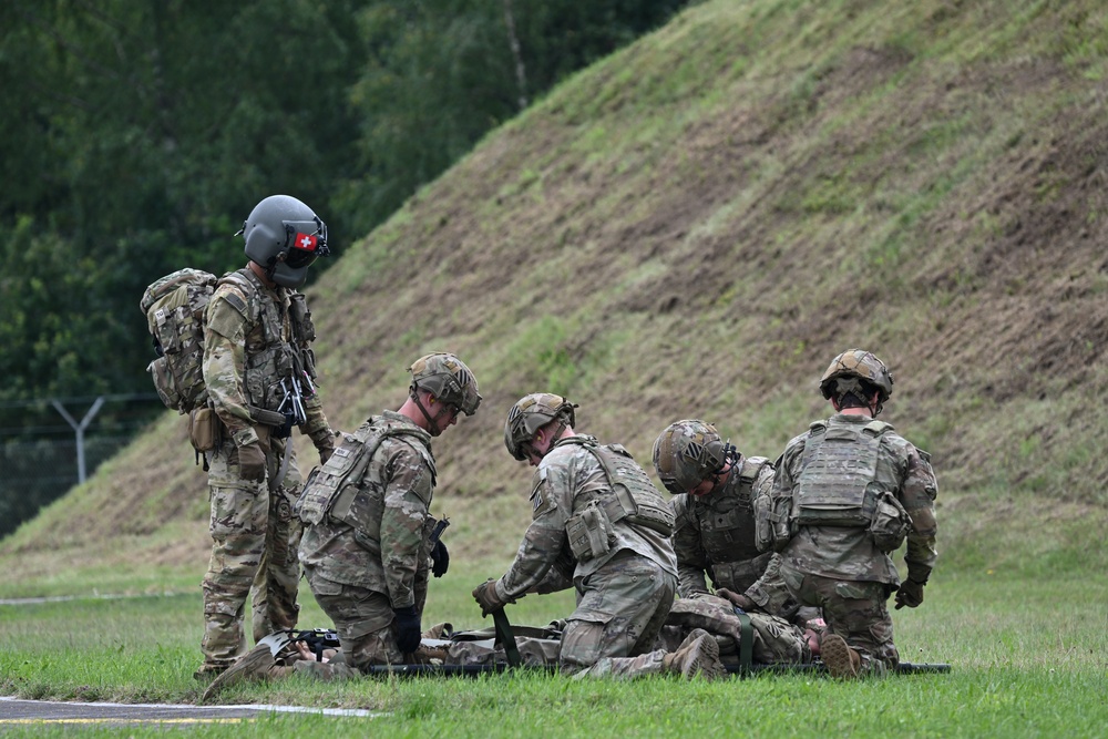 2nd Battalion, 7th Infantry Regiment: MEDEVAC Training