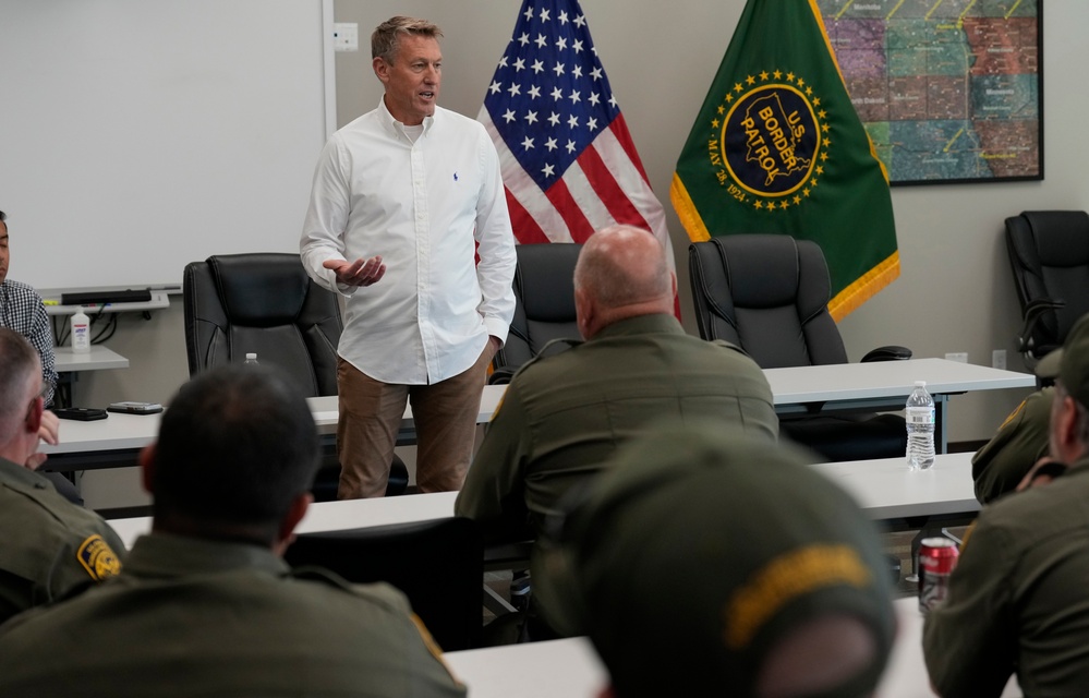 CBP Commissioner Rodney S. Scott visits North Dakota POEs