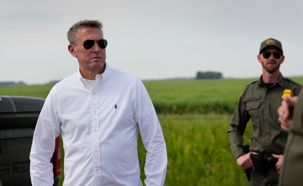 CBP Commissioner Rodney S. Scott visits North Dakota POEs