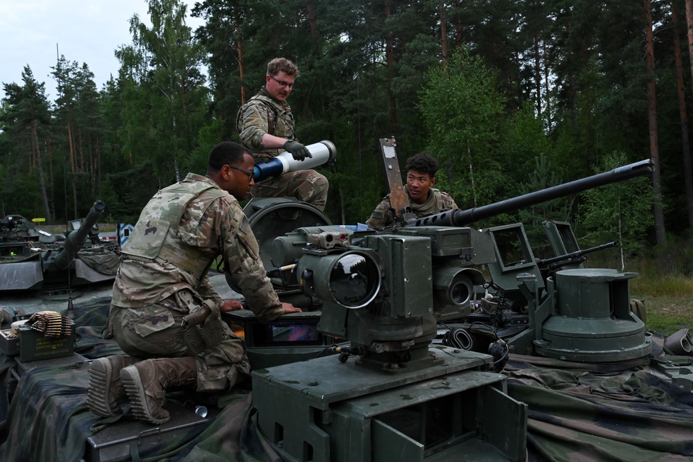 2nd Battalion, 7th Infantry Regiment: Tank Night Live Fire Exercise