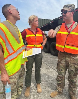 404th AFSB logistician named AMC/ASC employee of quarter