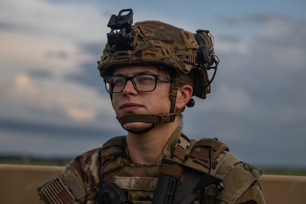 Airmen and military working dogs sharpen skills in high-intensity tactical drills