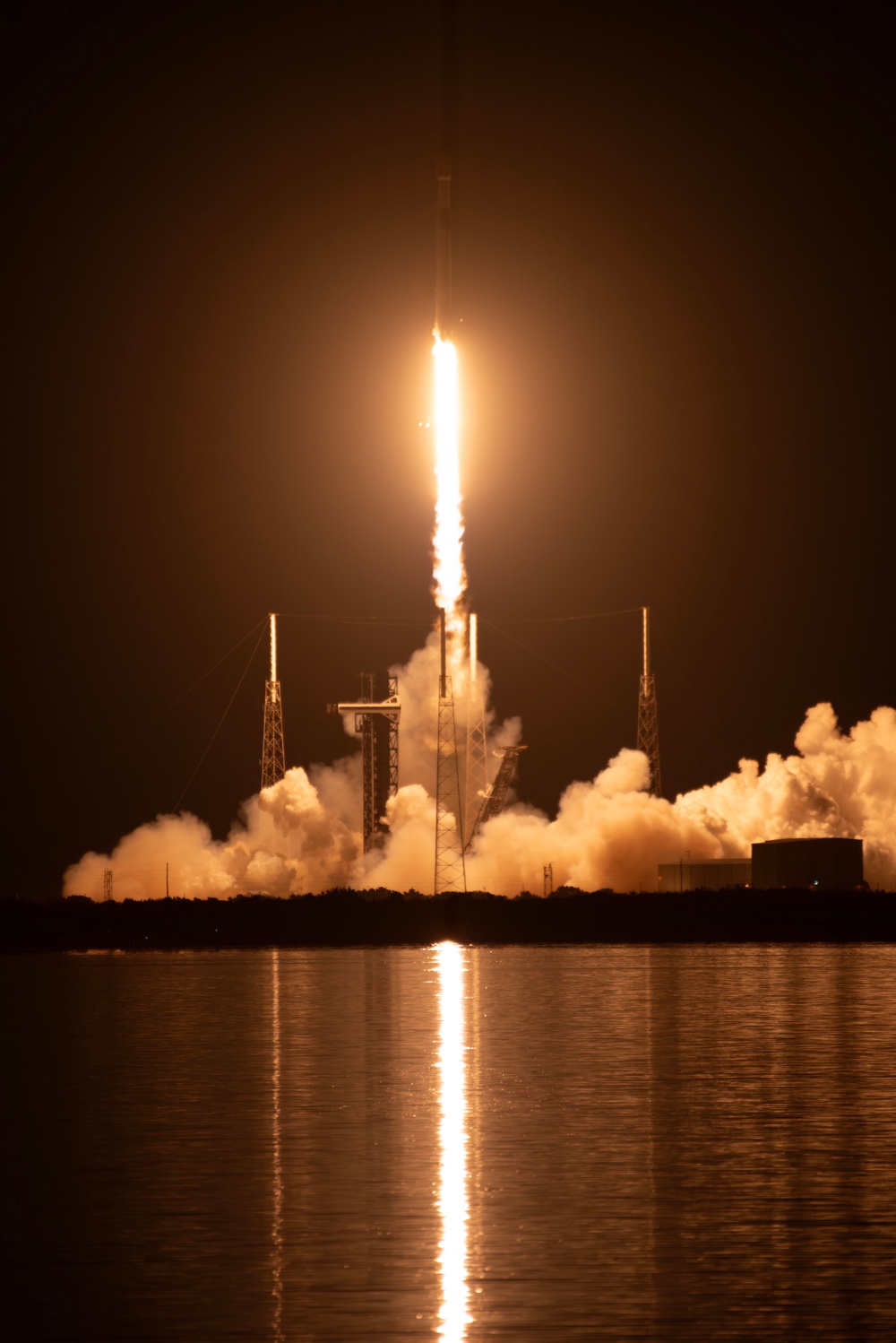 Starlink 10-30 Launches from Cape Canaveral Space Force Station