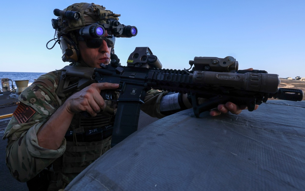 USS Bainbridge (DDG 96) VBSS Drill
