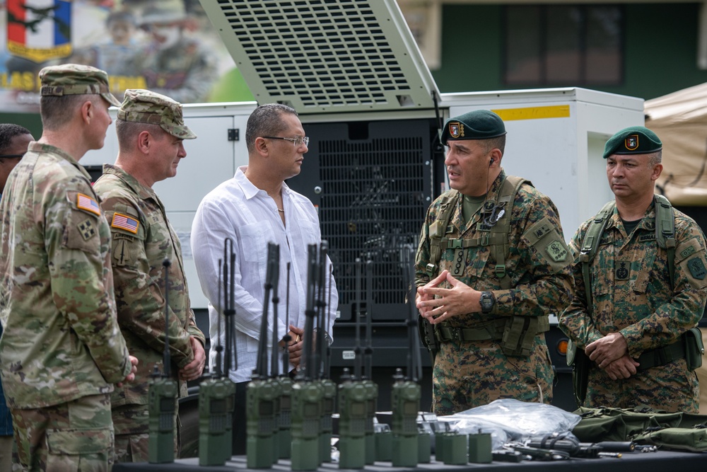 U.S. Army South Commander General Ryan visits service members in Panama