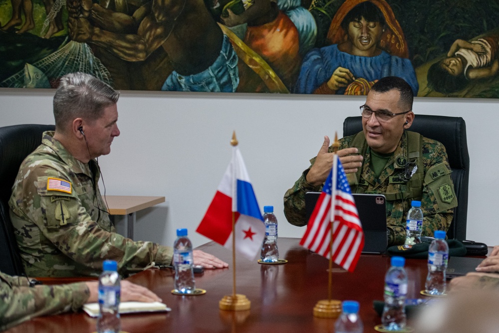 U.S. Army South Commander General Ryan visits service members in Panama