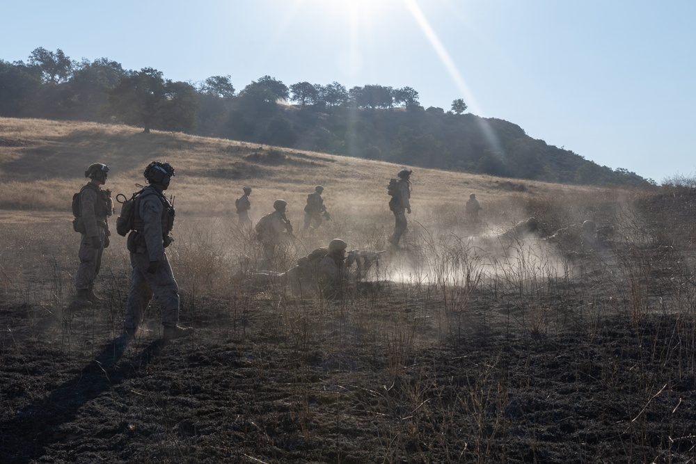 1st Bn., 1st Marines take on Range 600 during Bn. FEX