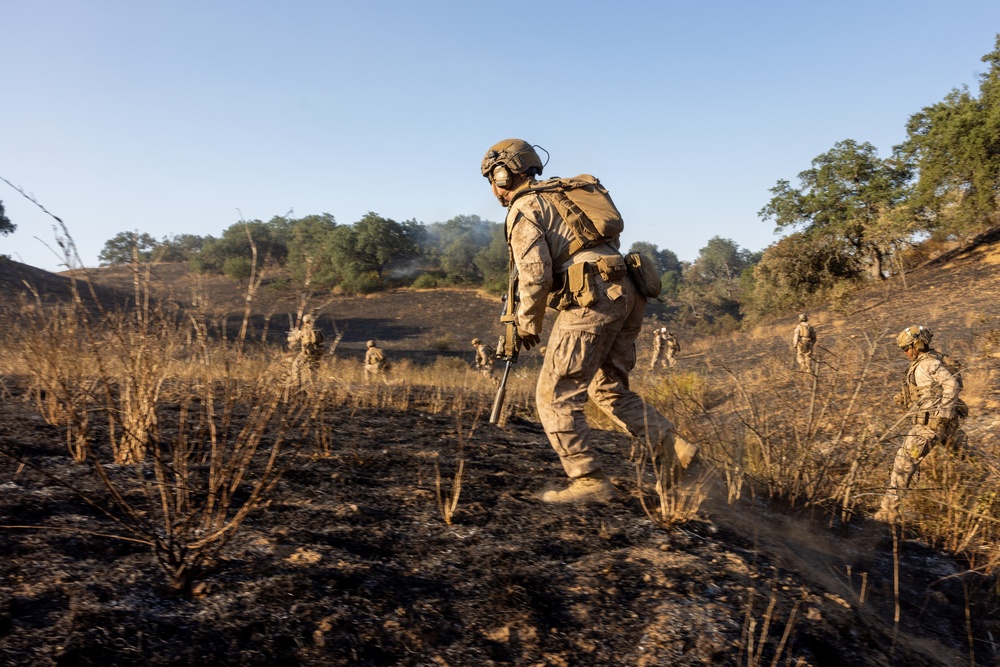 1st Bn., 1st Marines take on Range 600 during Bn. FEX