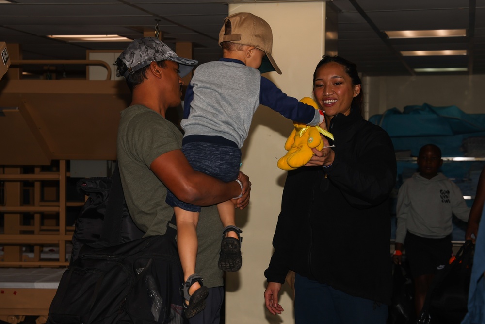 USNS Comfort Discharges Patients