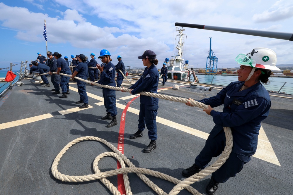 USS Bainbridge (DDG 96) Sea and Anchor Detail