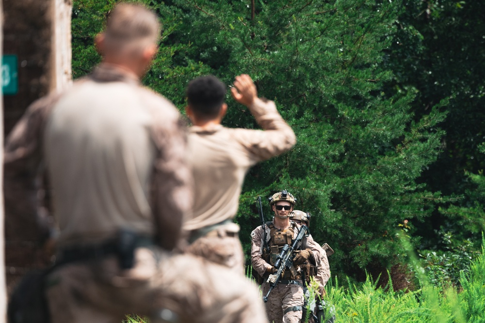 2nd Battalion, 2nd Marines Conducts Urban Operations Training