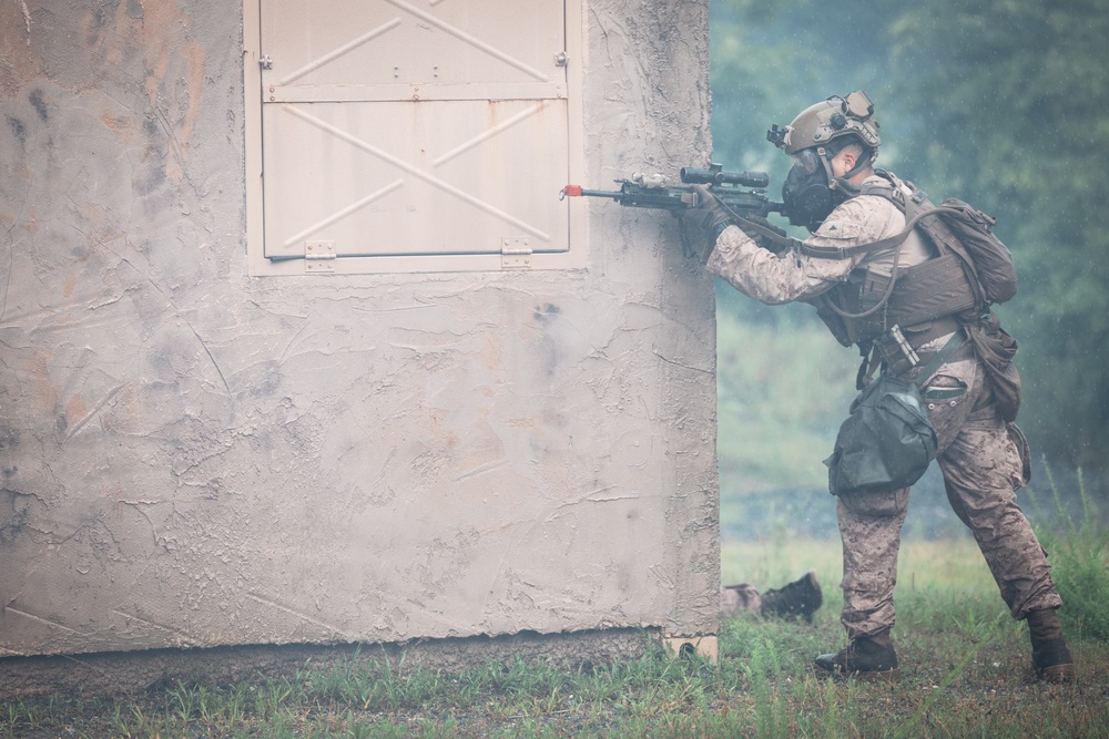 2nd Battalion, 2nd Marines Conducts Urban Operations Training