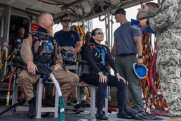 USFF Fleet Maintenance Officer Conducts Dive Inspection