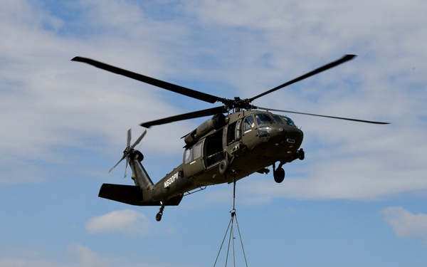 Soldiers practice sling load operations at Northern Strike