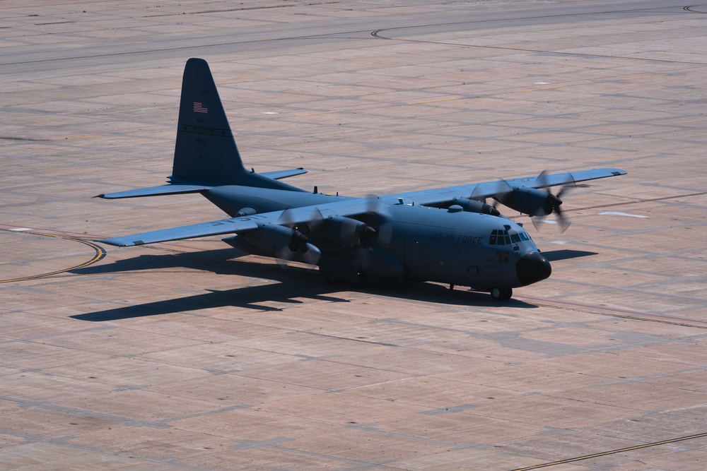 509 SFS conducts HVI transfer exercise at Whiteman AFB