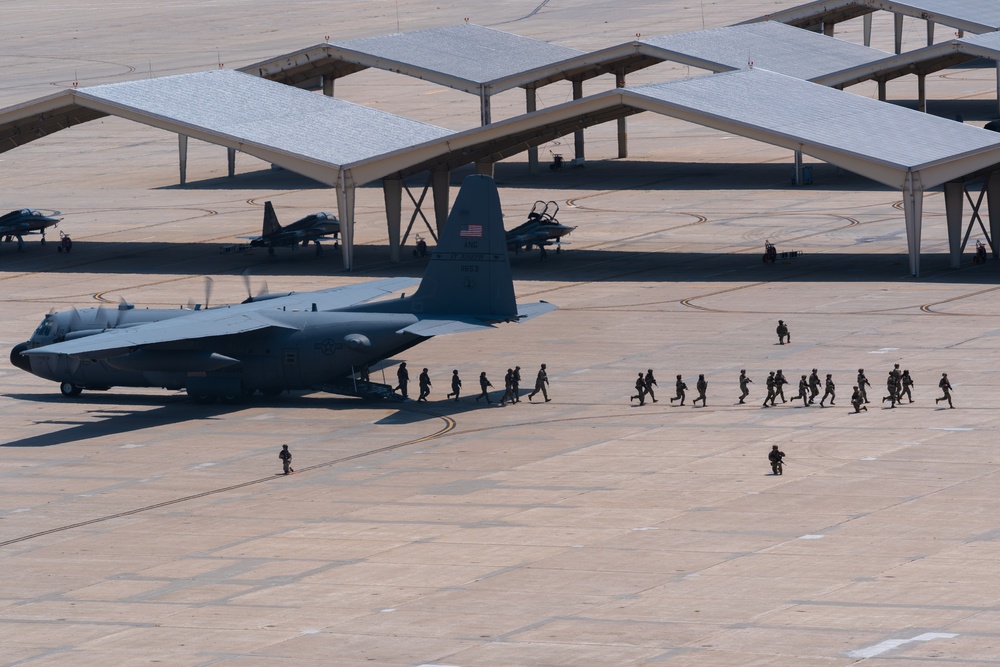 509 SFS conducts HVI transfer exercise at Whiteman AFB