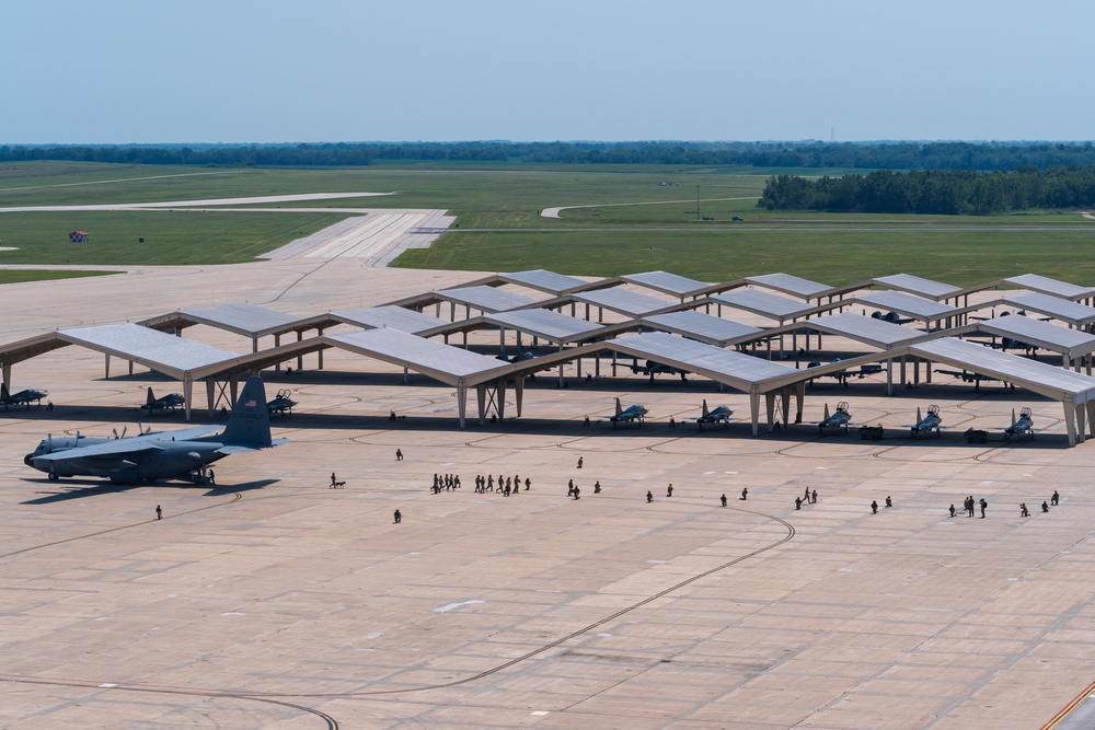 509 SFS conducts HVI transfer exercise at Whiteman AFB