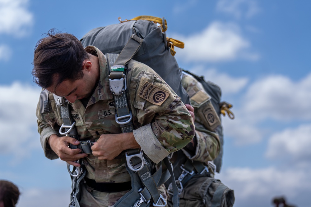 82nd Airborne Division Devil Brigade Foreign Jump