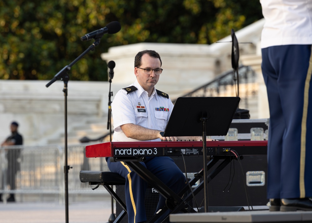 Army Chorus performs at U.S. Capitol