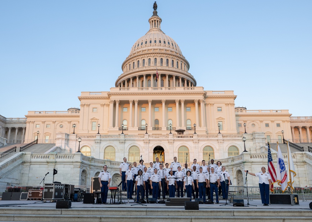 Army Chorus performs at U.S. Capitol