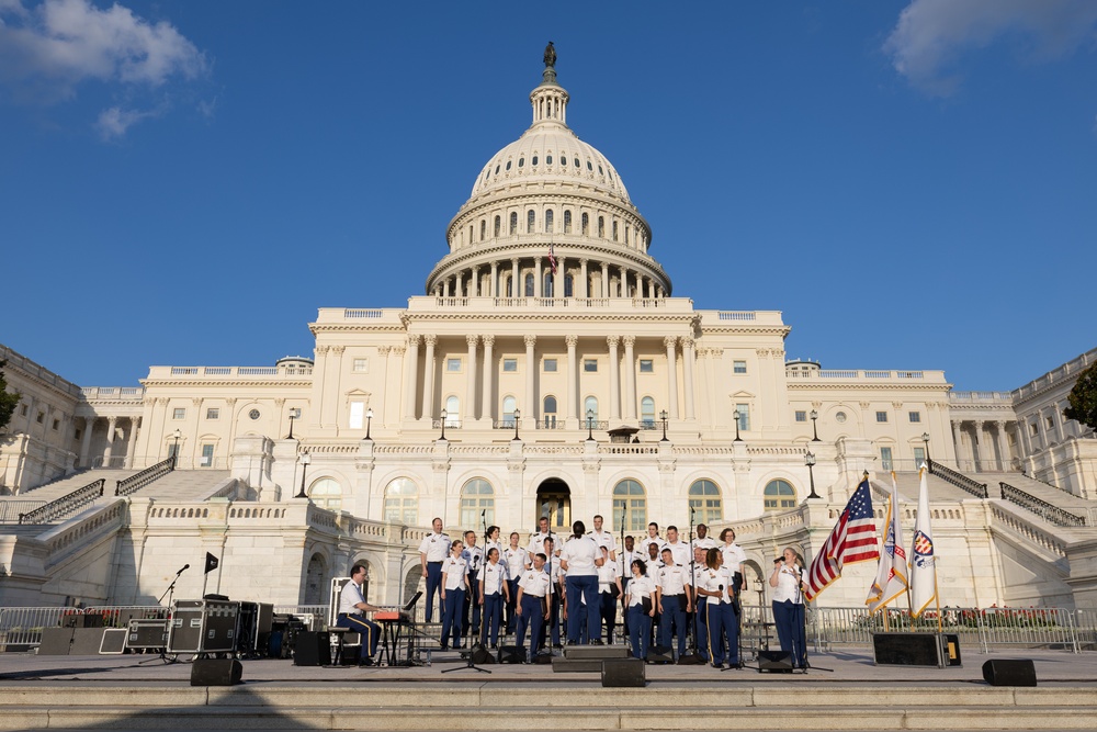 Army Chorus performs at U.S. Capitol