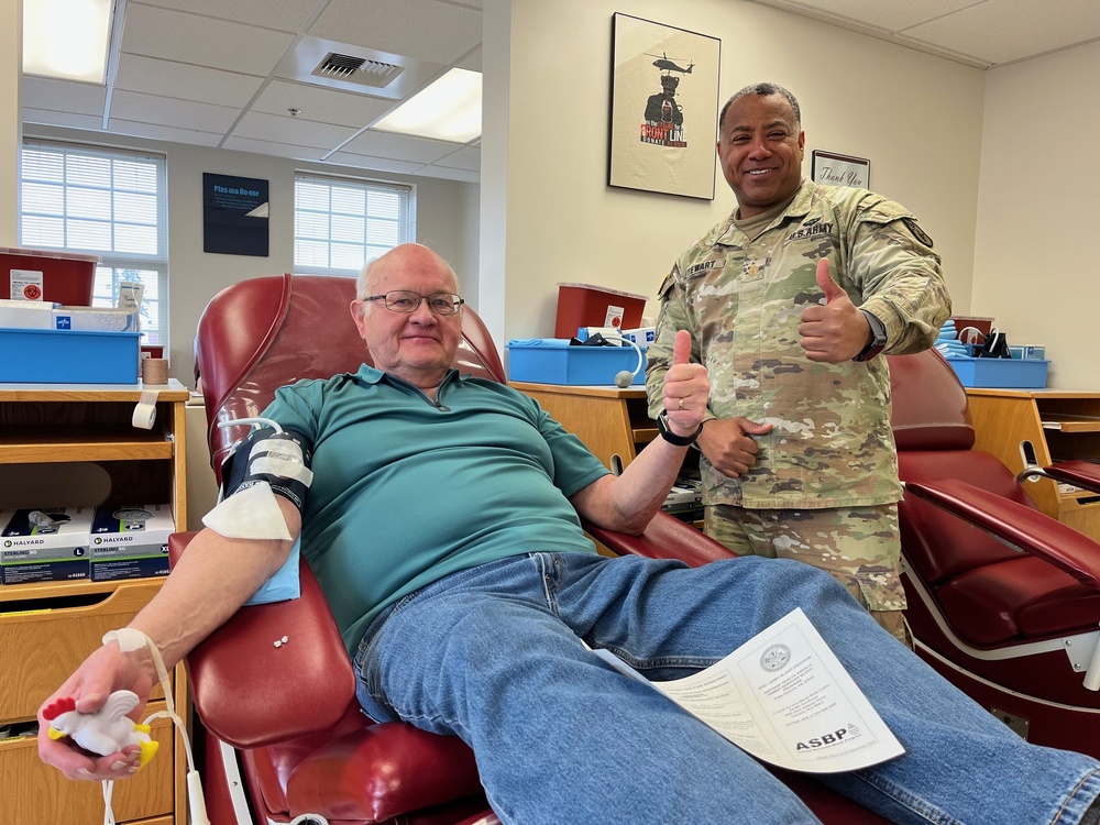 MAJ (Ret.) Darrell Griffin achieves 8 Gallon Whole Blood Donation