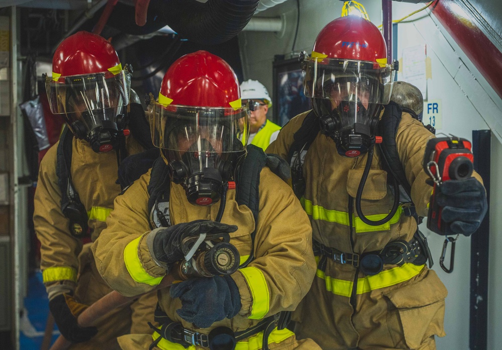 Ronald Reagan Sailors Execute Damage Control Drill