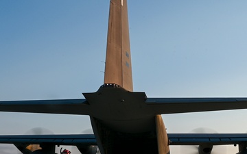 EW 25.2: Air Commandos support troop movements/ TAAR