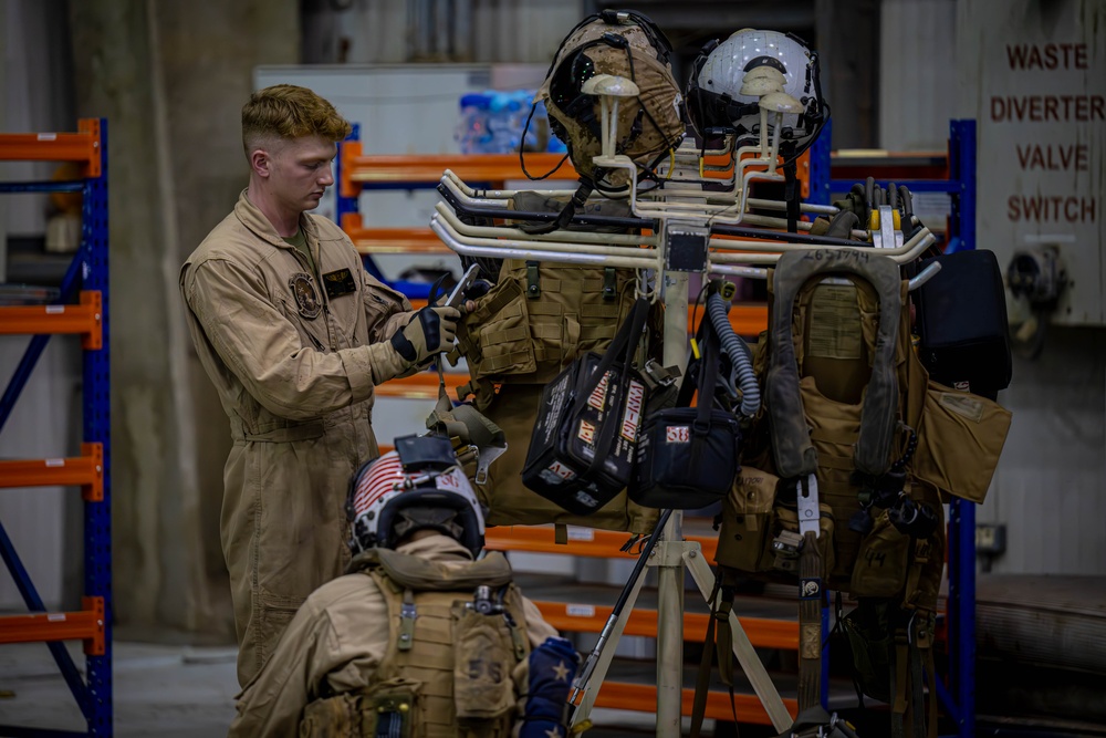 VMM-161 Night Shift Performs Training Flight