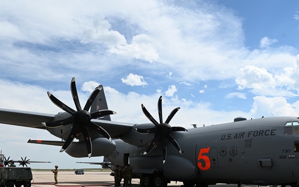 302d Airlift Wing Provides Aerial firefighting Support in Colorado