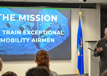 Civil Air Patrol takes flight with Altus C-17 crew