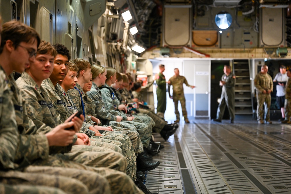 Civil Air Patrol takes flight with Altus C-17 crew