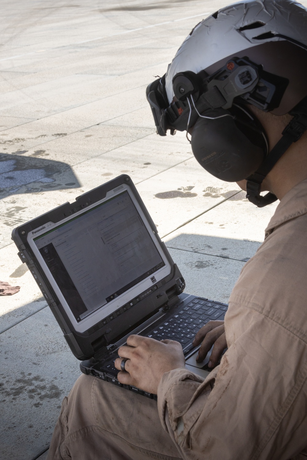 VMM-165 conducts routine operations during SLTE 4-25