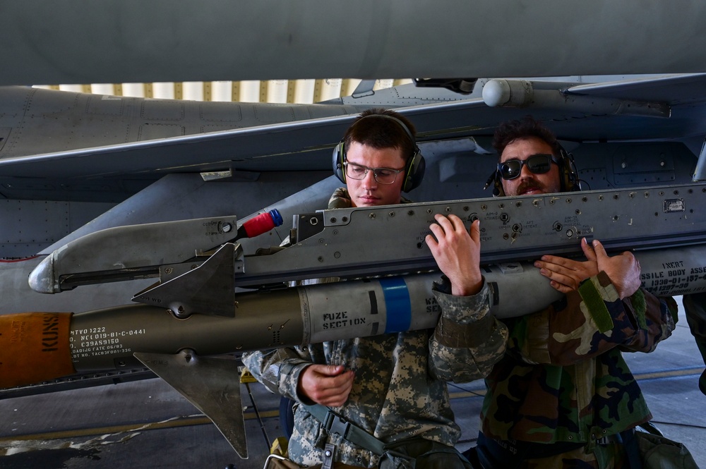 Wolf Pack ICT during Bev. Sent. 25-3 ensures air superiority