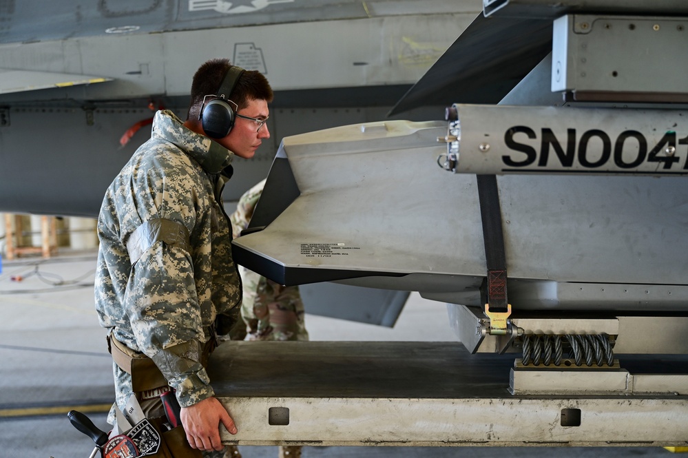 Wolf Pack ICT during Bev. Sent. 25-3 ensures air superiority
