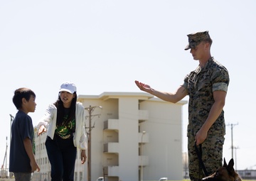 Kamimotobu After-School Children’s Club students tour Camp Schwab