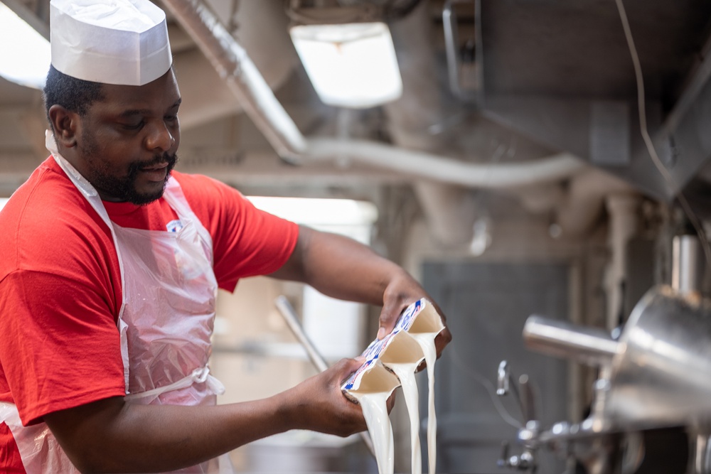 USS Theodore Roosevelt Preparing Meals
