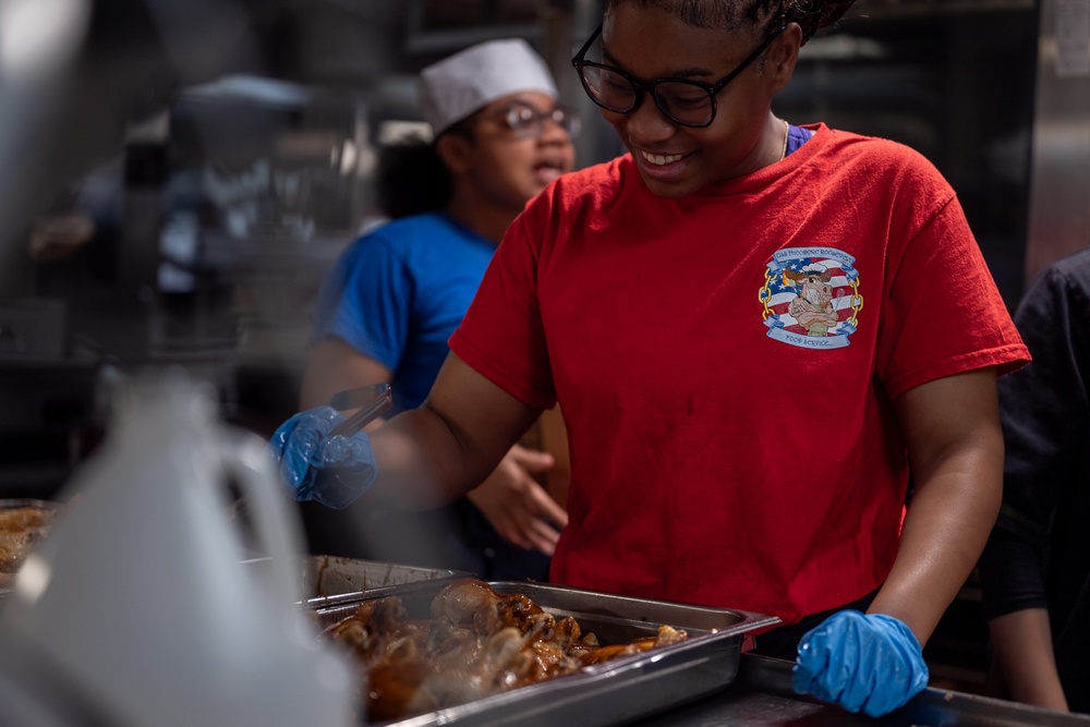 USS Theodore Roosevelt Preparing Meals