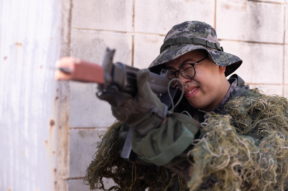 2/23 Marines conduct final field operation during KMEP 25.2