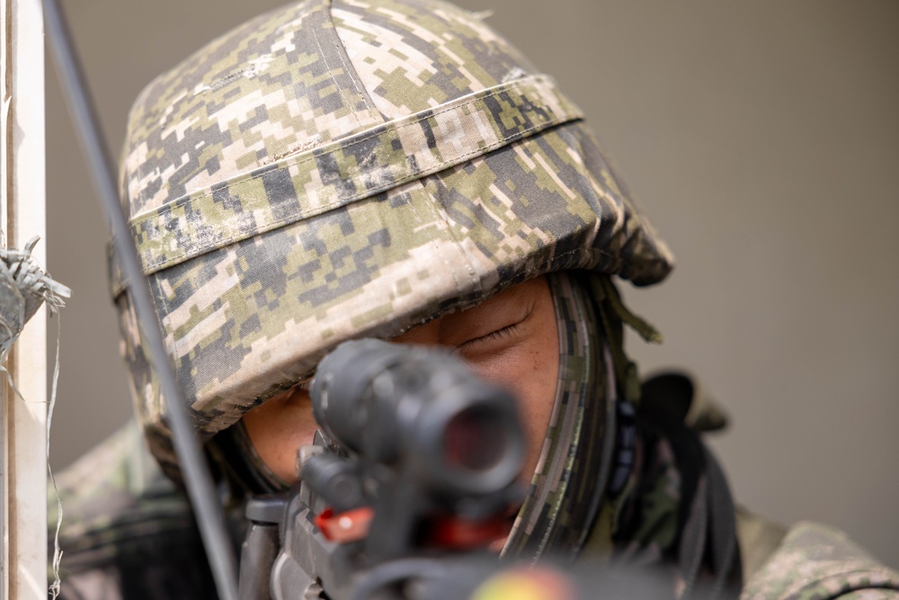 2/23 Marines conduct final field operation during KMEP 25.2