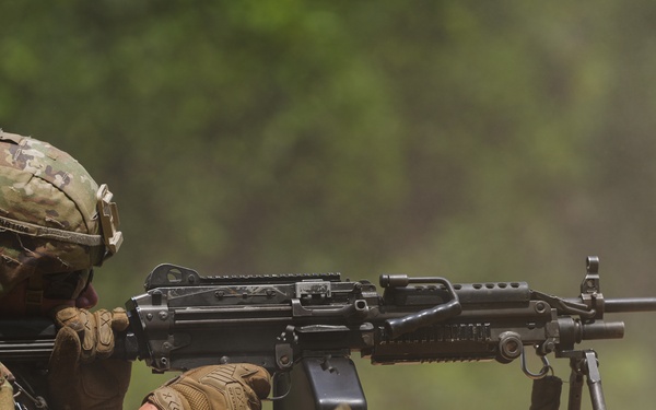 Soldiers assigned to the 11th Engineer Battalion conducts live fire training exercise