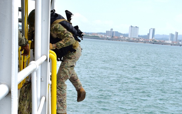 Panamanian Security Forces Sharpen Maritime Interdiction Skills During PANAMAX-ALPHA 2025