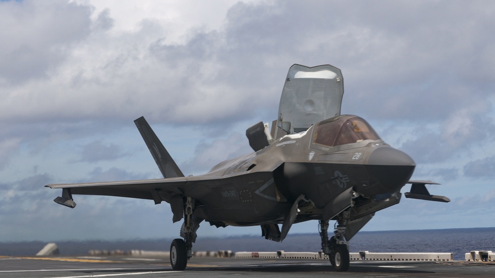 31st MEU | VMFA 242 fly off the USS America for Patrol 25.2