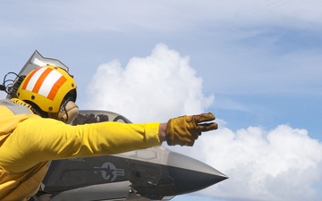 31st MEU | VMFA 242 fly off the USS America for Patrol 25.2